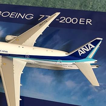 ANA 777-200ER 全日空 JA717A ph 1:400 ANA All Nippon Boeing 777-200ER JA717A die-cast Phoenix